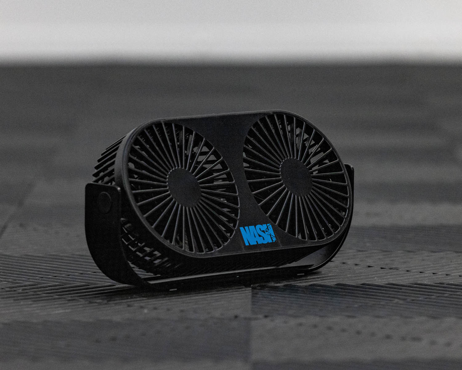 NASH BANK LIFE BIVVY FAN!