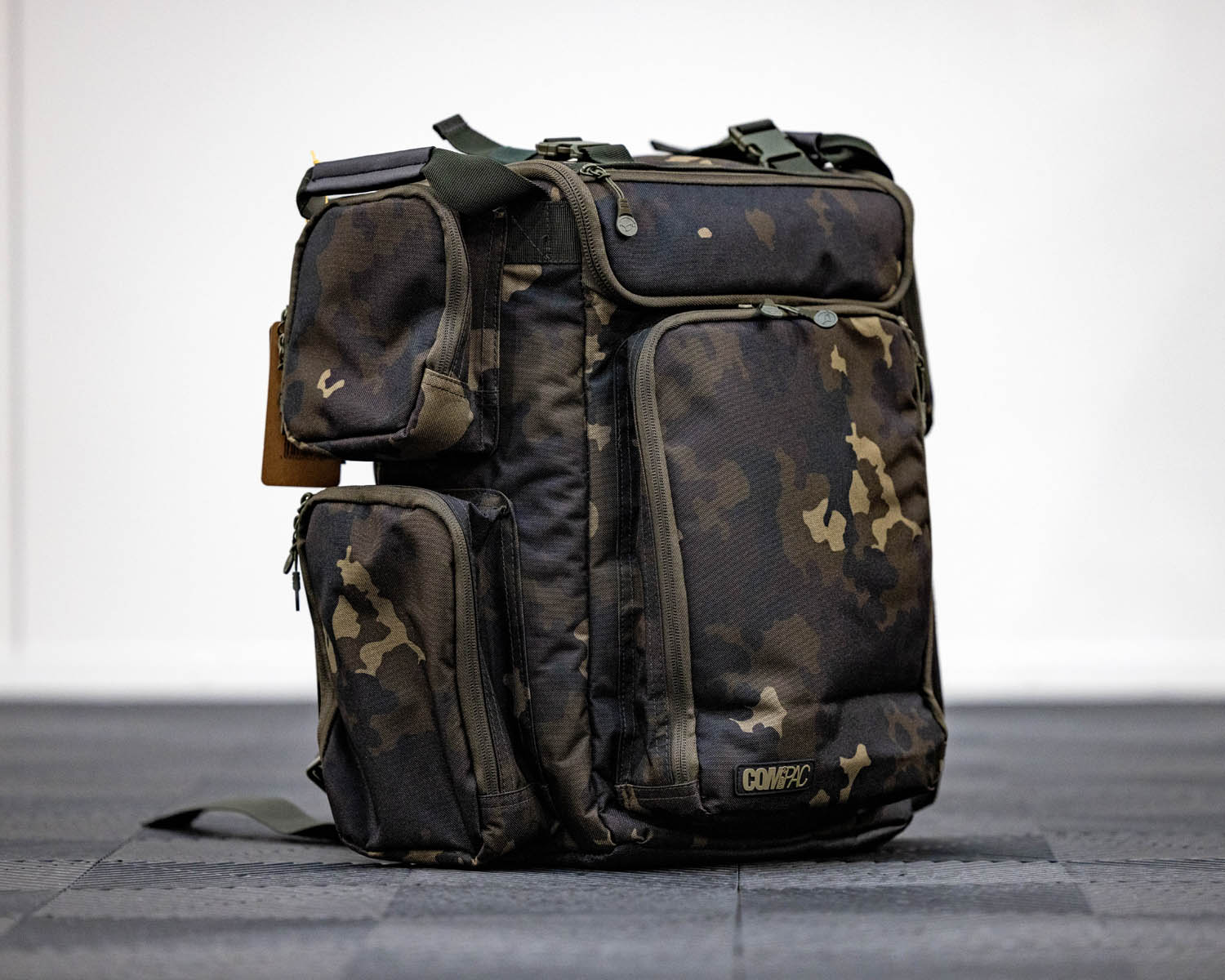 KORDA COMPAC RUCKSACK 45 DARK KAMO!