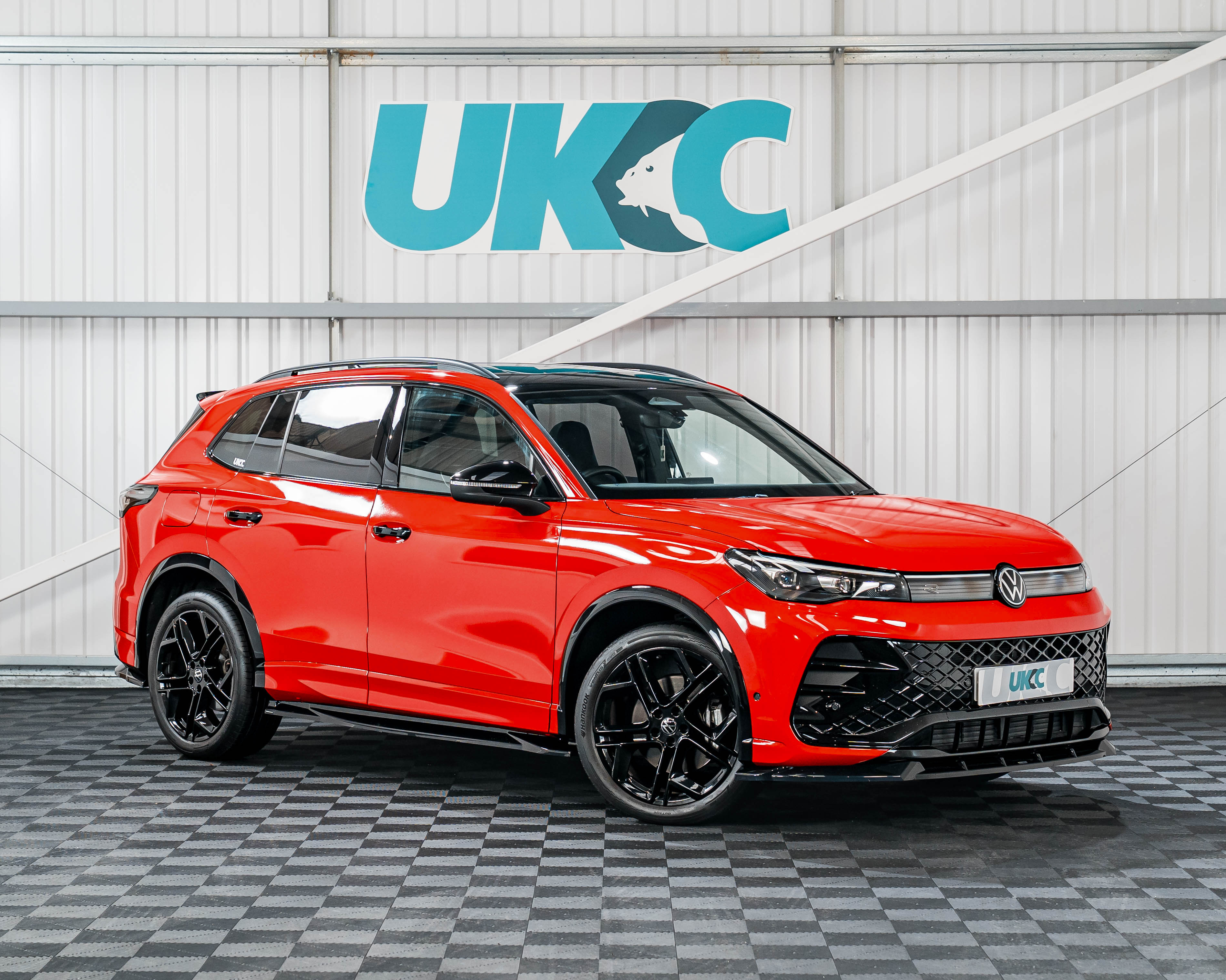 2025 VW TIGUAN R LINE + £2,000 CASH!