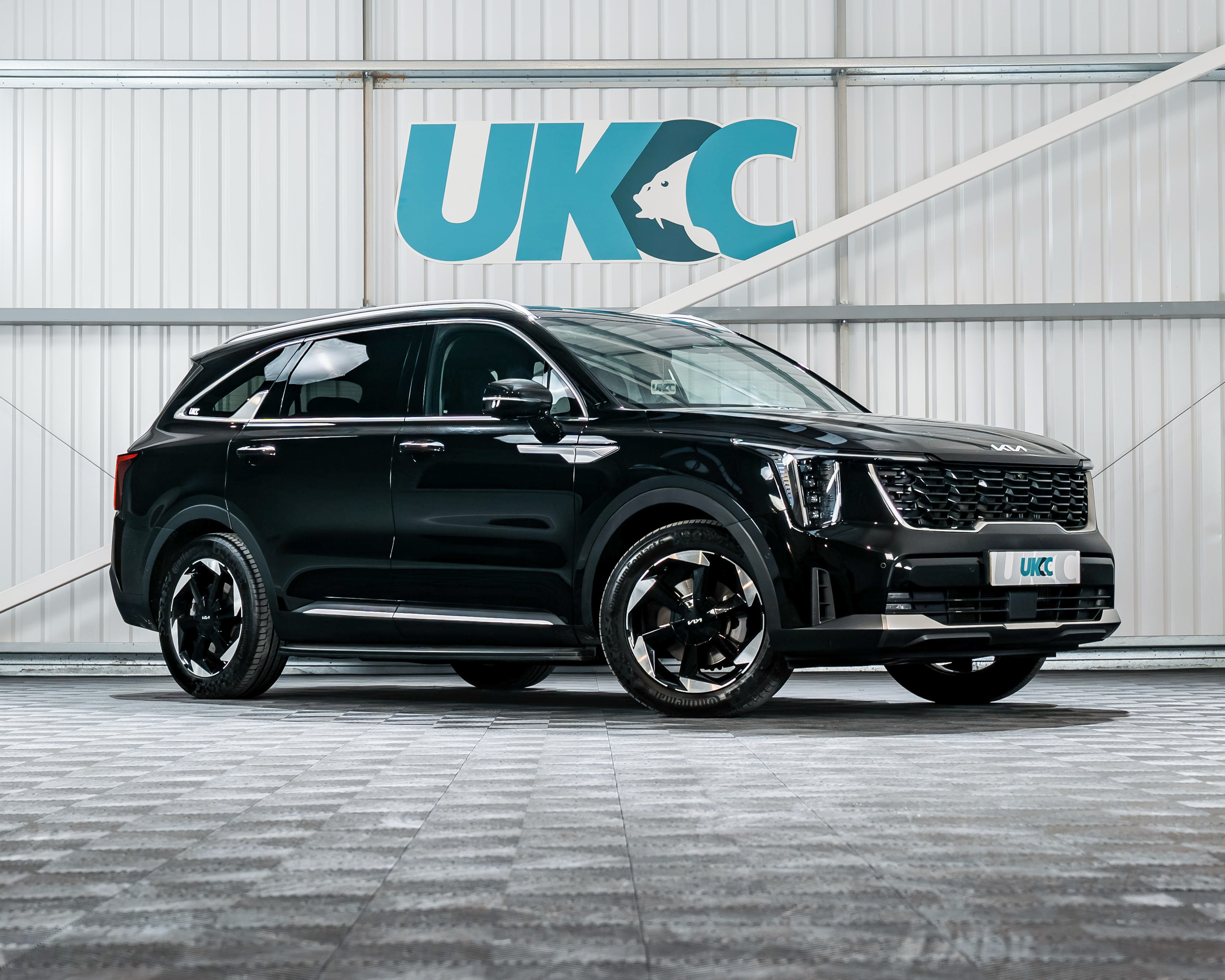 2025 KIA SORENTO + £1,000 CASH!