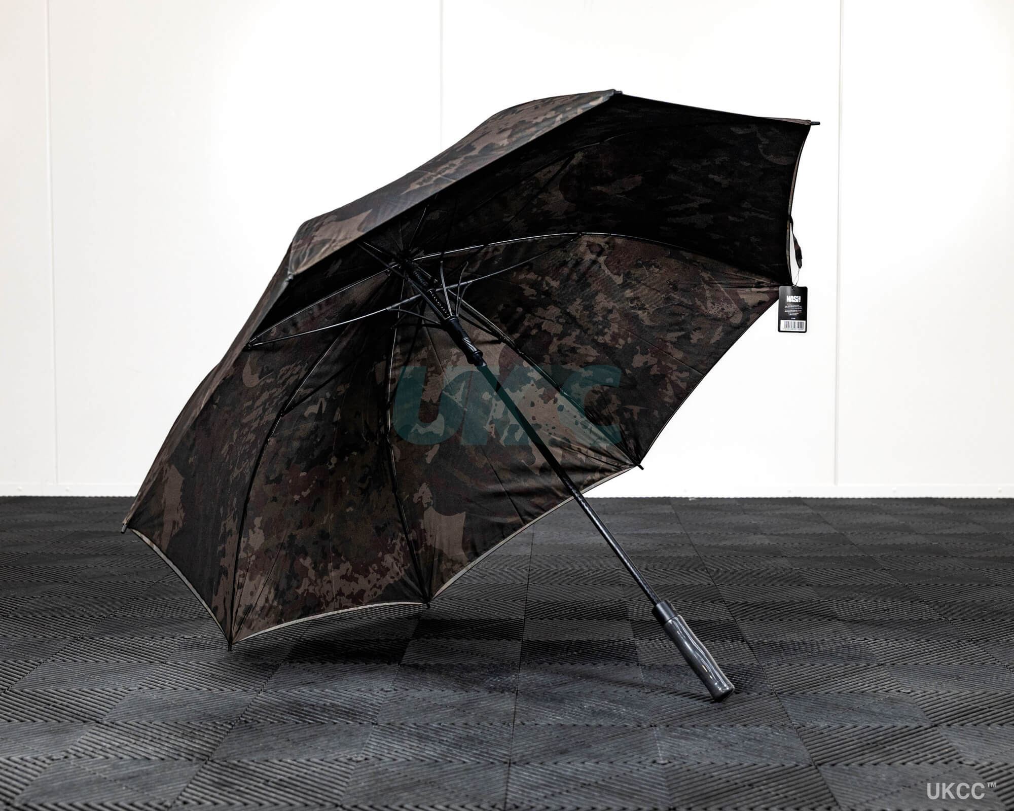 KORDA COMPAC UMBRELLA DARK KAMO!